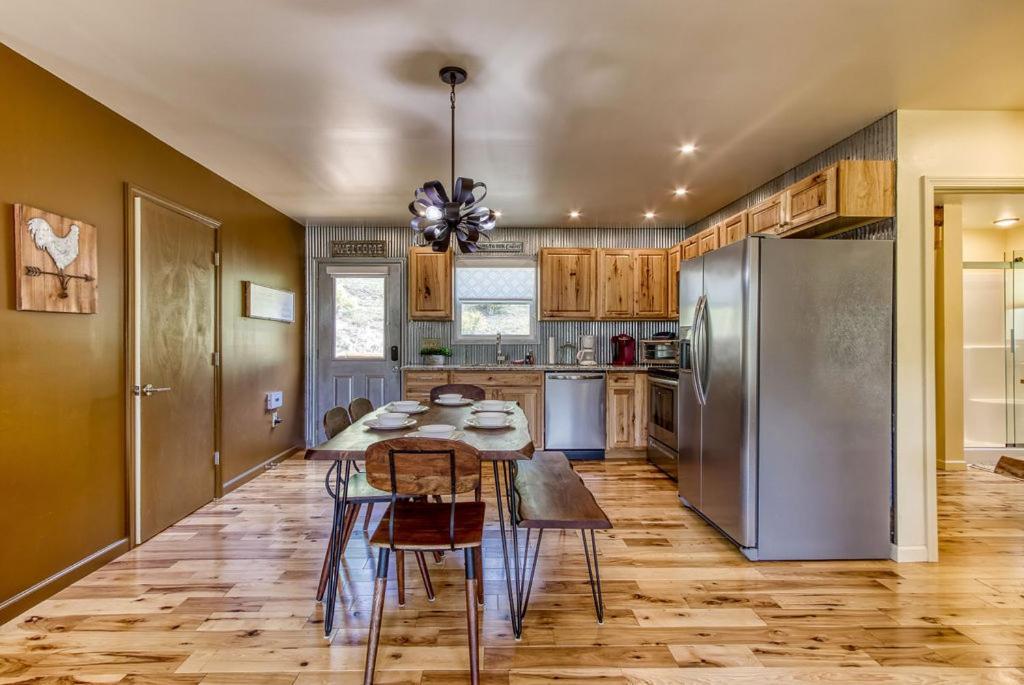 Key Lime Pie, Hot Tub,Wifi, 1089 Free Tickets Each Paid Day, Dollywood And More Gatlinburg Exterior foto