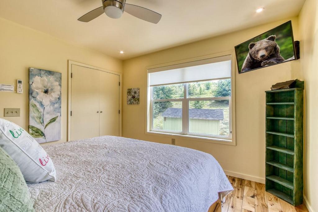 Key Lime Pie, Hot Tub,Wifi, 1089 Free Tickets Each Paid Day, Dollywood And More Gatlinburg Exterior foto