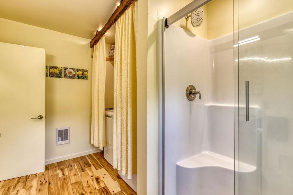Key Lime Pie, Hot Tub,Wifi, 1089 Free Tickets Each Paid Day, Dollywood And More Gatlinburg Exterior foto