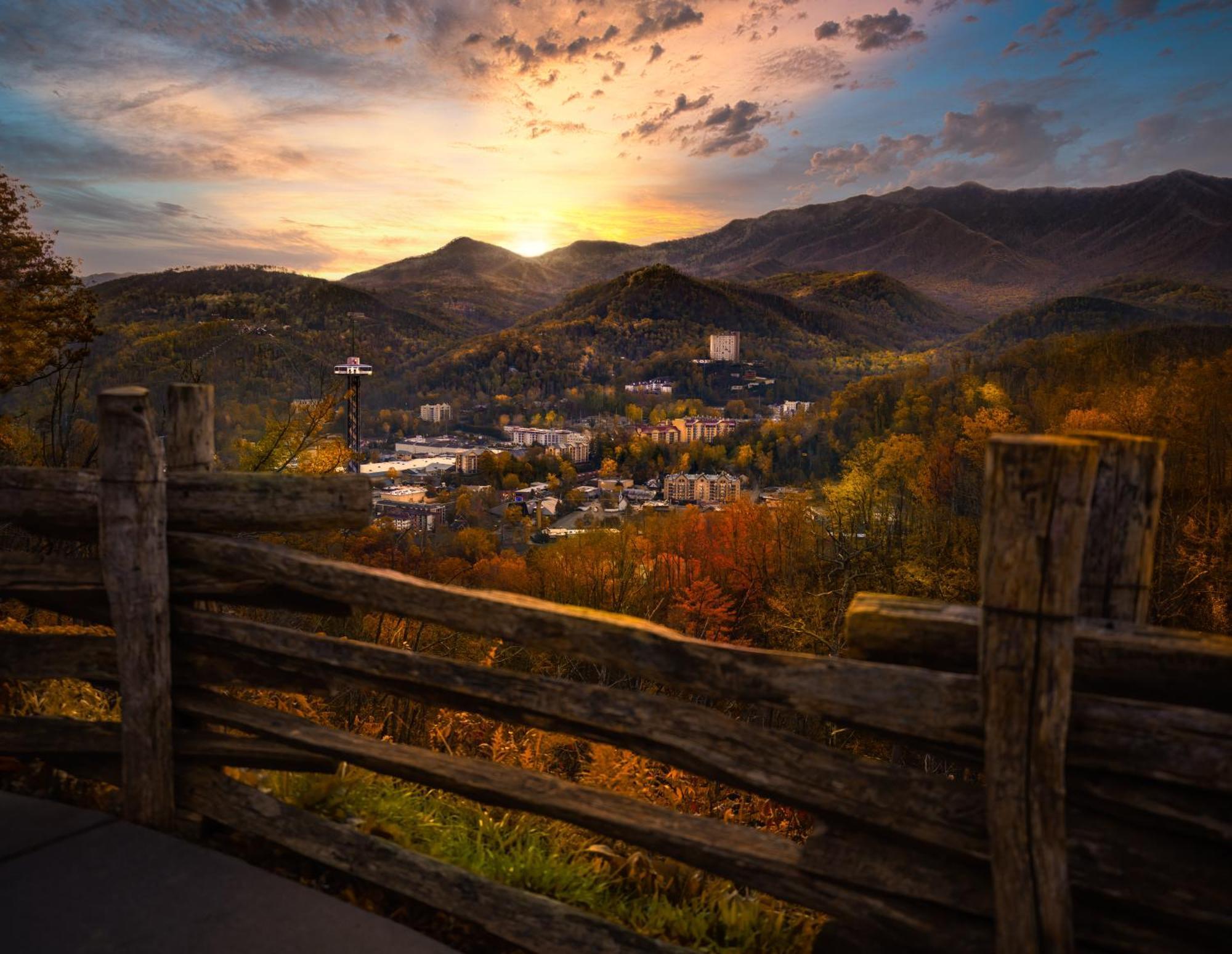 Key Lime Pie, Hot Tub,Wifi, 1089 Free Tickets Each Paid Day, Dollywood And More Gatlinburg Exterior foto